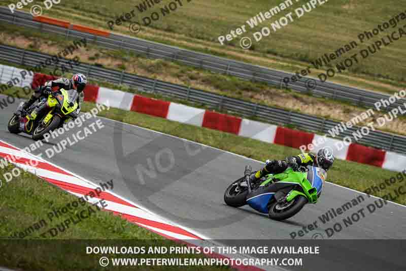 cadwell no limits trackday;cadwell park;cadwell park photographs;cadwell trackday photographs;enduro digital images;event digital images;eventdigitalimages;navarra;no limits trackdays;peter wileman photography;racing digital images;trackday digital images;trackday photos